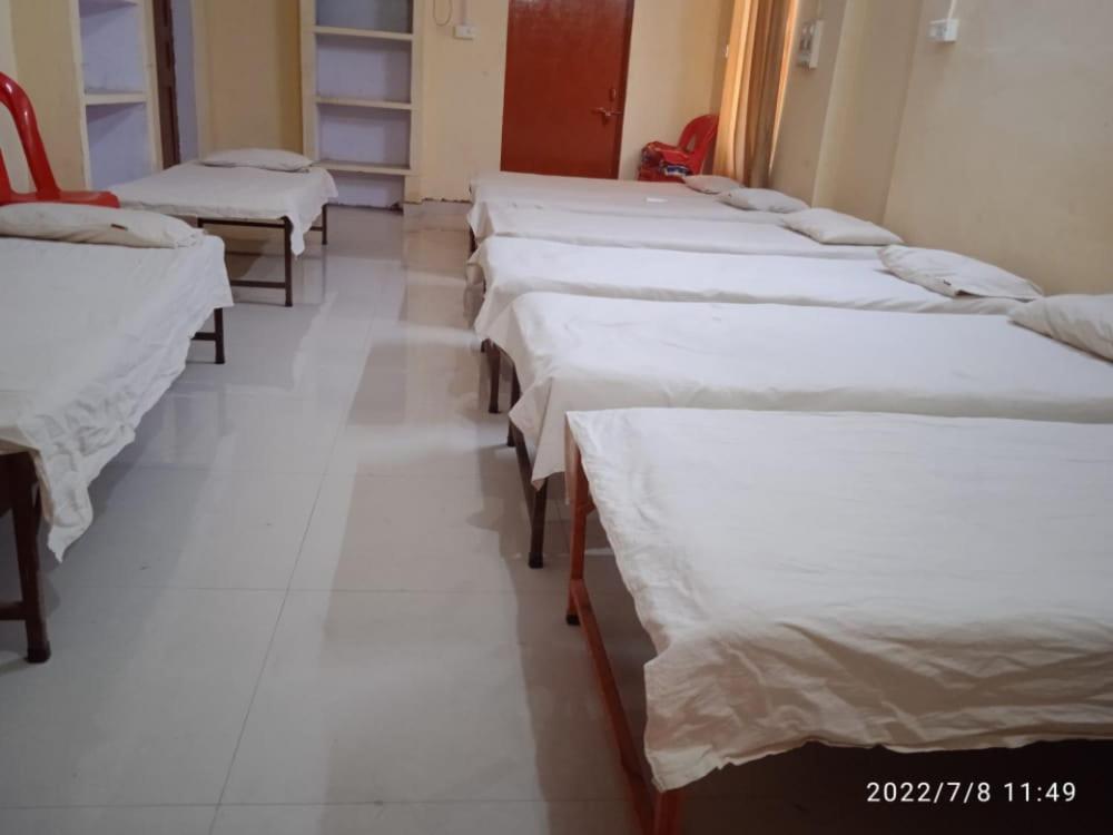 Shri Swami Sheetal Das Aashram Dharmshala Varanasi Exterior photo